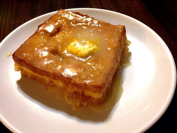 [東區] 香港茶餐廳，沒有特殊裝潢卻不失簡單美味