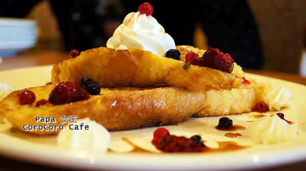 【台中西區】Cafe CoroCoro   カフェ コロコロ *有貓 +wifi +插座* 日本男愛上台灣貓 