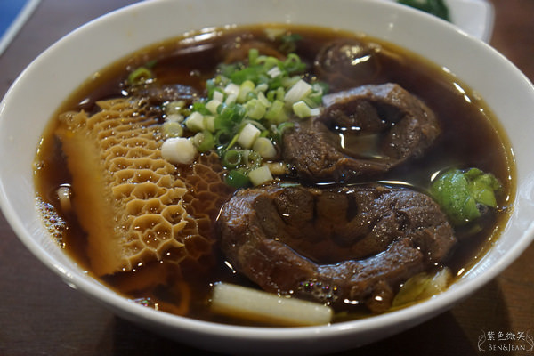 ▋宜蘭礁溪美食▋黔龍坊牛肉麵~傳承頭城龍記的美味牛肉麵(礁溪老街)