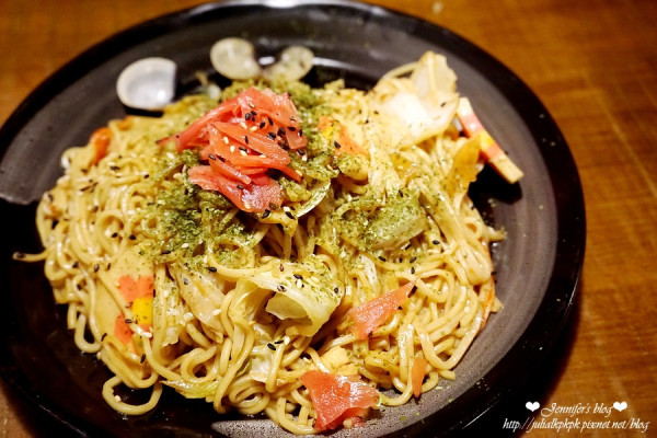 【高雄-新興區】鉄井家手作燒餃（鉄井家 焼き餃子）♥日式炒麵、煎餃