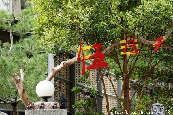 隱身山中的秘密景觀餐廳--伍月天休閒景觀餐廳