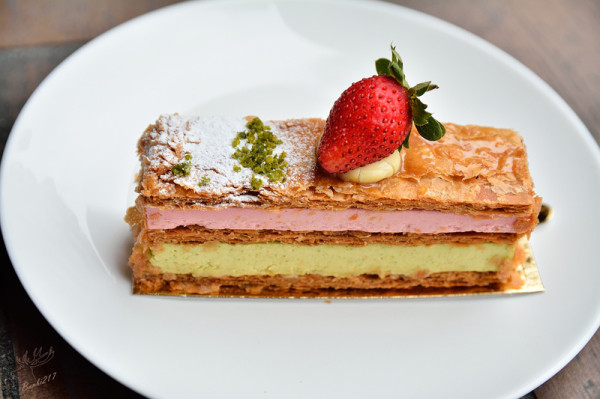 葡萄麵包烘焙與法式甜點,台北捷運松山線南京三民美食