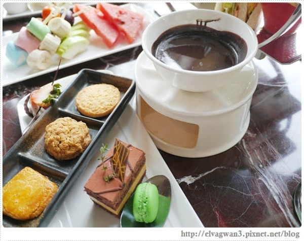 [中壢] 古華花園飯店●繽紛西餐廳--旅展超值餐券♥三層架英式下午茶☆ 貴婦級的午後時光☆ 鹹食、甜食一網打盡♥