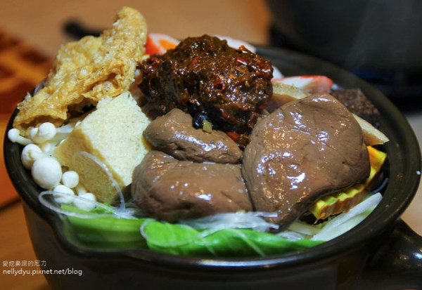 吃-三民。老旺上鍋iWant HotPot，港式火鍋平價好好味～