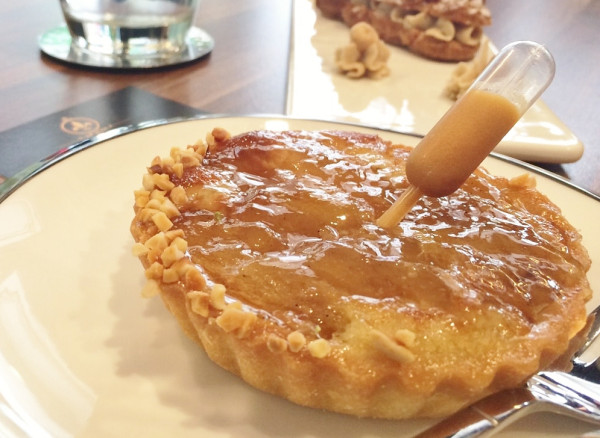 [台中 美食]Délys Pâtisserie/Traiteur 得梨思法式甜點/鹹食店 得梨思法式甜點鹹食店，焦糖蘋果塔&布雷斯特泡芙都意想不到的美味，餐聽何時開幕敲碗中！