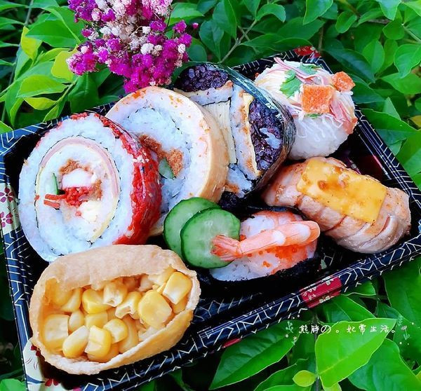 【台中】太平新光黃昏市場★琳瑯滿目的壽司★享受平價日式料理就再花田壽司★