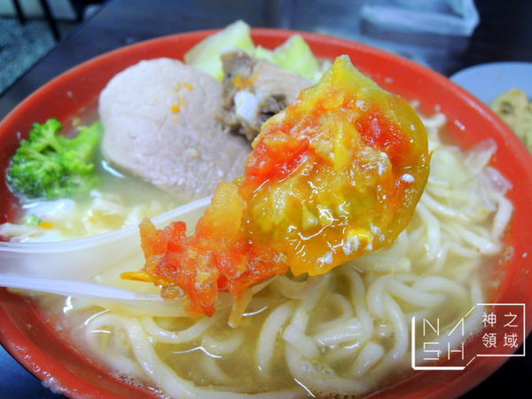 [捷運台北小巨蛋美食] Nash 吃 中崙番茄麵 天然甘甜的人氣番茄麵
