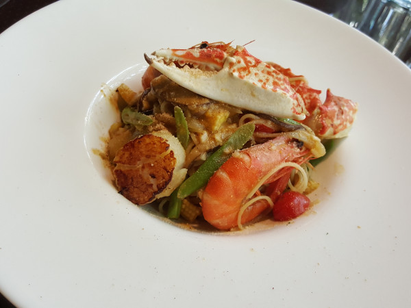 【食-新竹竹北】畫盒子藝術餐廳★鹹蛋超人對打蝦兵蟹將天使細麵☆戶外兒童玩沙區★可愛動物區