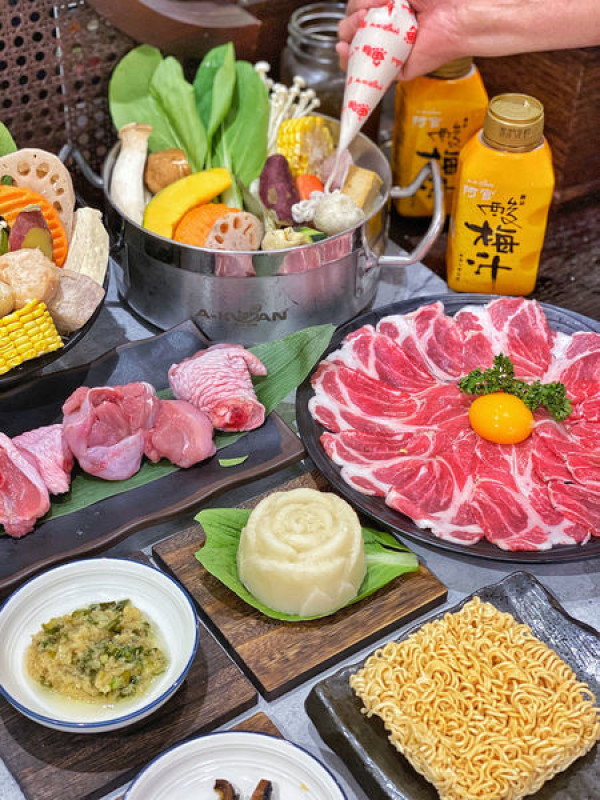 【台中x食記】阿官火鍋專家。逾20年火鍋老品牌。高質感平價/套餐附前菜、甜湯、飲品。全台22家分店。