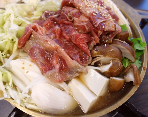 台南南區 喆發樂樂鍋 百來元的平價鍋物 飲品冰品無限供應 CP值頗高