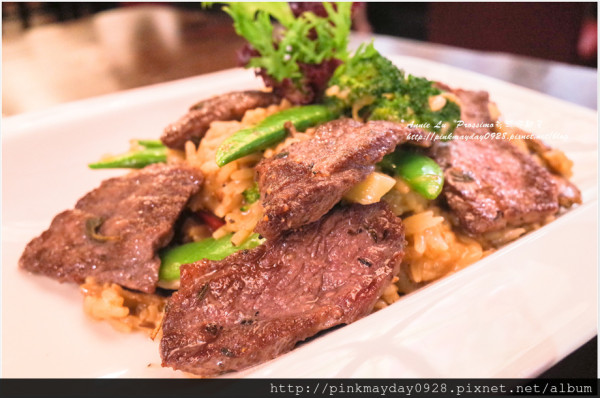 ✿高雄✿ (試) 義式鄉村風格裝潢 從早餐吃到晚餐的義式餐廳 推薦牛肝菌菇翼阪牛肉燉飯 ➜ Prossimo 義式好鄰居