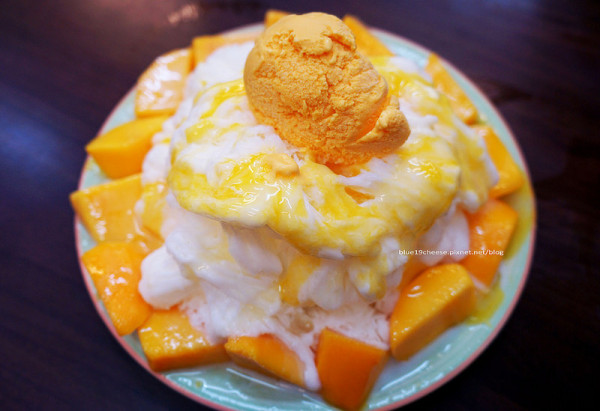 【台中南屯】黃家黑砂糖剉冰 - 客人沒停過.夏天就是要吃芒果牛奶雪花冰.食尚玩家.蘋果日報自由時報報導