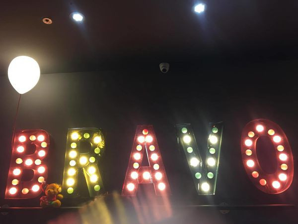 〈食記〉→BRAVO BURGER發福廚房─林口店‧炸水牛城藍起士醬牛肉堡│大口吃堡│林口國賓一樓│〈林口區〉