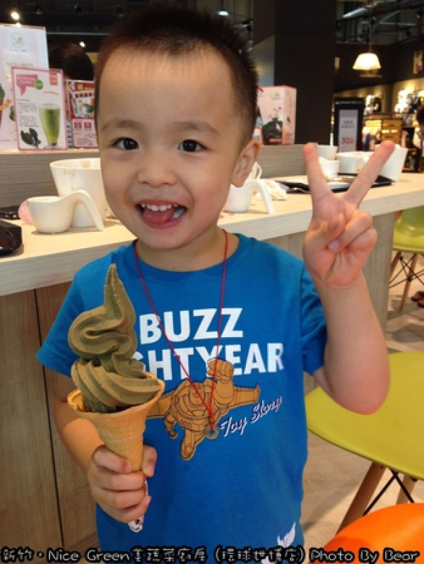 【美食】「新竹．住在無塵室裡的蔬菜~Nice Green美蔬菜廚房(環球世博店)」 