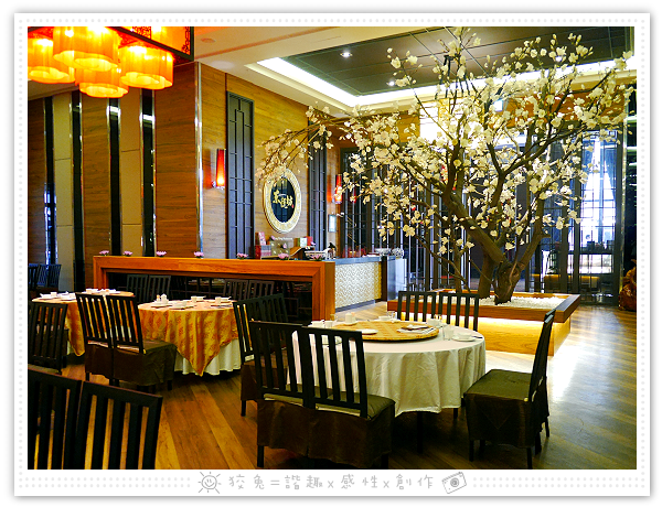 [台南食記] 東悅坊生猛海鮮港式飲茶~限時優惠999元套餐含9菜1茶！荷葉糯米雞/金牌叉燒酥/蜂巢荔芋餃/金屋藏嬌！