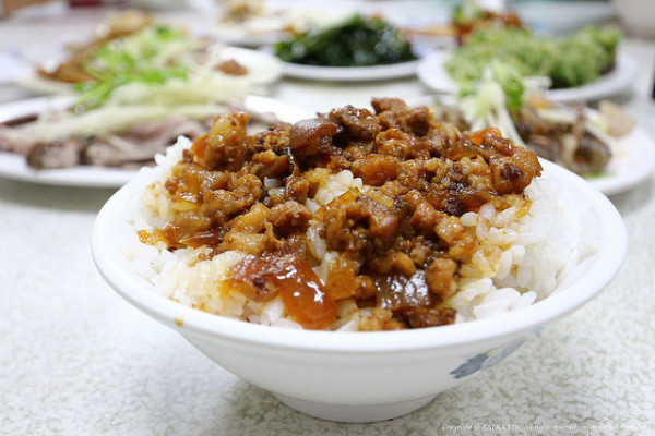 【蘇澳.小吃】蘇澳港小吃 / 驚豔的魯肉飯與美味小菜