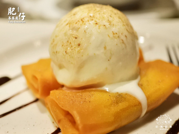 《美食推薦》【桃園】正宗肥仔茶餐廳(二訪)。永和市場美食 超人氣創意港式點心新品上市 特推踏雪尋珍捲 奶黃流沙包 冰火菠蘿包 蛋香麻吉塔 腐竹羊肉爐 桃園必吃美食推薦(文末贈獎)