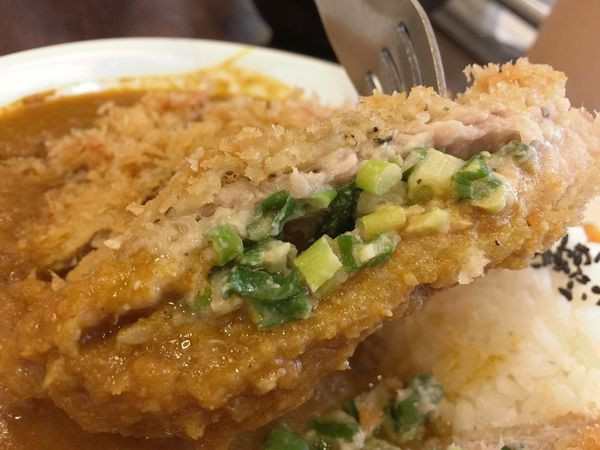 【食記】汐止微想咖哩 ❤ 上班族最愛的平價咖哩 ●○ 印度咖哩、日式咖哩、歐風咖哩