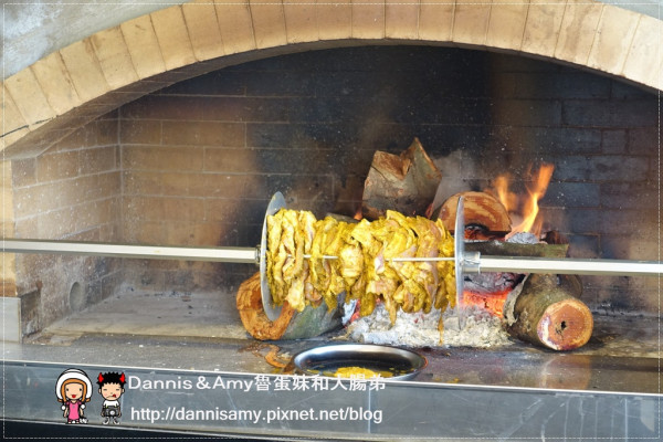 ♥新竹好吃的土耳其料理餐廳♥▋新開幕KEBAB STOP異國料理中東美食 好吃旋轉烤肉 ▋新竹國賓飯店新光三越百貨旁~開到凌晨的宵夜美食