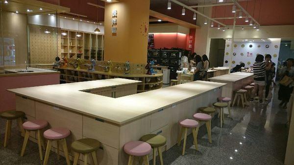 【台中】不管是蛋糕還是派等，沒烘培經驗也可以自己完成各式點心，來一趟 自己做 烘培聚樂部