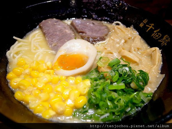 花花，甲飽沒【台北食記】千佃跡拉麵 客製化一碗濃郁雞湯拉麵 捷運科技大樓站美食推薦