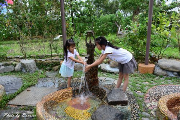 一米特創藝美食館~天然冷泉透心涼.免費玩水天堂