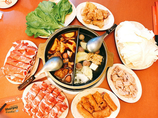 －食│板橋麻辣火鍋。齊味麻辣鴛鴦鍋：板橋人不能不知道的知名麻辣火鍋店