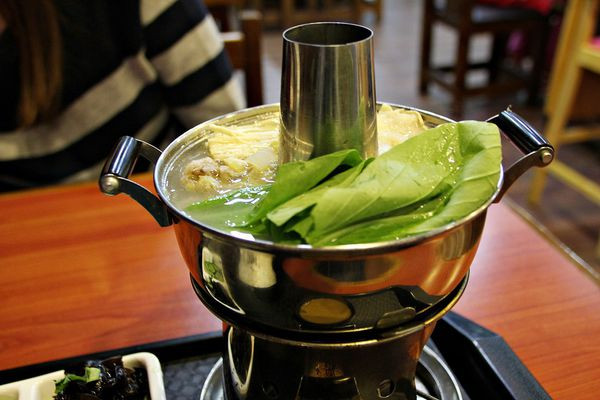 【膳知坊】東北酸菜白肉個人鍋