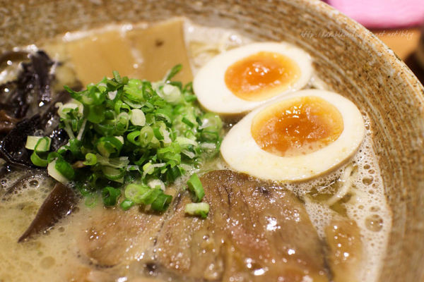 【台南食記】一生懸麵！一種堅持！│麵列屋 九州男兒的重口味拉麵