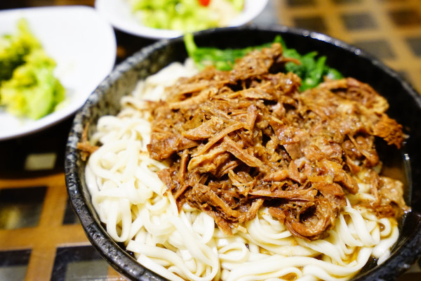 壱賀牛屋涮涮鍋-有特約停車場-方便好食