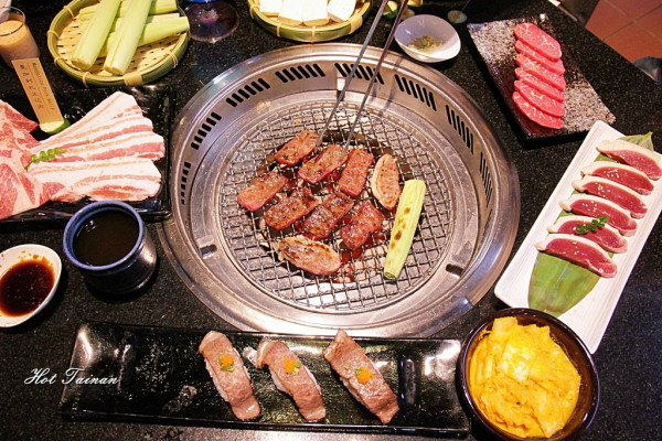 【台南安平區】歐納碳火燒肉：匈牙利國寶食材"曼加利扎長毛豬",原來豬肉也可以這麼美味!