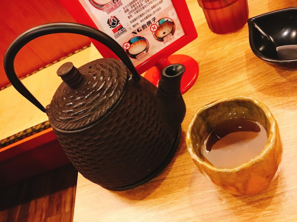 [台北]斑鳩的窩日式炸豬排專賣店。內湖大潤發店