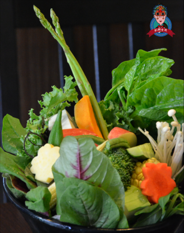 最養生的火鍋兒～【郭家の鍋】富含超級多自栽的蔬菜！