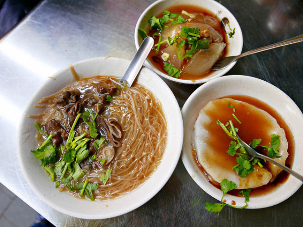 【台北捷運美食】【大橋頭站美食】大腸麵線、肉圓、油粿