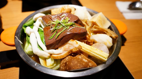 【苗栗頭份】鬼椒一番鍋 頭份店 單人麻辣鍋 麻而不辣 新鮮原肉 現點現切 文附菜單 中興路/近中央路