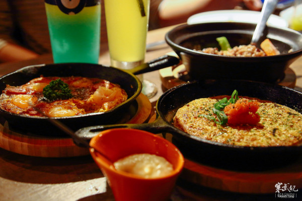 【中肯‧食記】捷運市政府站‧Range Bistrokaya｜義式鐵鍋風居酒屋‧和洋混搭創意酒食！