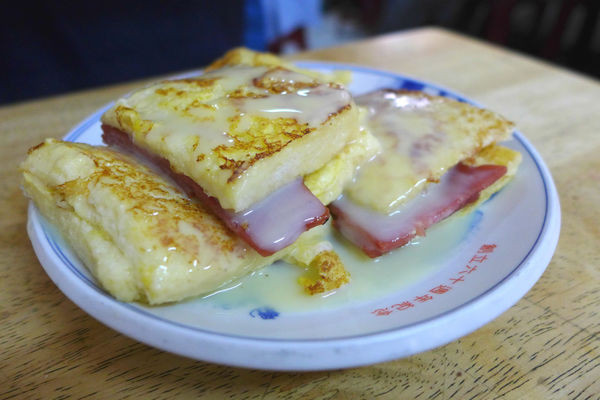 會讓人感動這世界上有早餐的存在，淡江附近的「姊妹中西式早餐」!!!