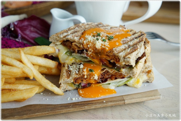 IG人氣打卡餐廳，緊鄰美術館綠園道、綠意歐式庭院、高CP早午餐、義式創意料理，好吃又好拍，快揪姊妹淘一起來 - 小凉的美食小天地