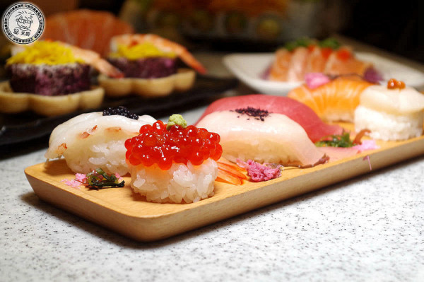 [壽司]賞櫻的季節除了可以看到美麗的櫻花當然要讓櫻花入菜，「花漾美學」春季限定系列．Magic Touch点爭鮮-CITYLINK南港店