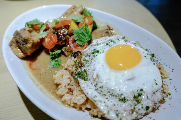 『魔王食記』台北大安 在綠意盎然的餐廳用餐吧 樂福REVEL 清新日系風格 餐點清爽用心『內文有店家資訊』