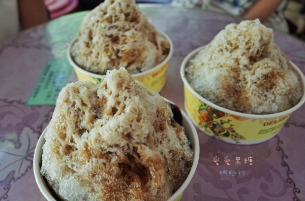 【高雄冰品】愛愛黑糖鮮奶仙草凍．採用台灣黑糖，隱身在橋頭糖廠的古早味黑糖仙草凍剉冰｜高雄市 / 橋頭區 / 橋頭糖廠 / 台灣糖業博物館