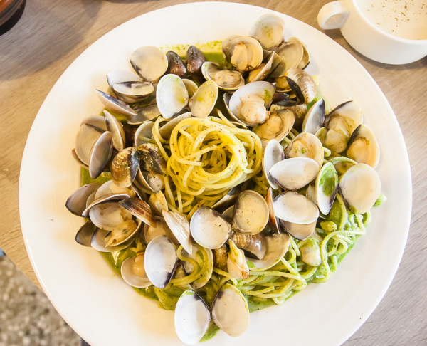 |食|台中西屯 隨便義大利麵 蛤蠣多到漫出來的義大利麵