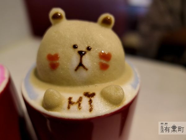 【桃園平鎮美食】理性&感性Cafe：療癒系美食推薦，多種免費立體拉花，少女下午茶首選，還有鬆餅與熱壓吐司喔              