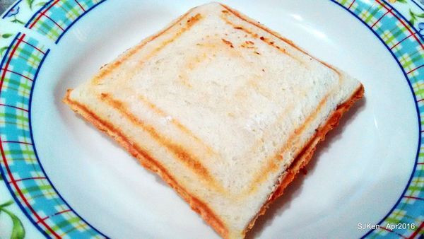 「扶旺號鐵板土司」南港店新開幕 --- 燒燒麻糬熱壓土司與決明子茶