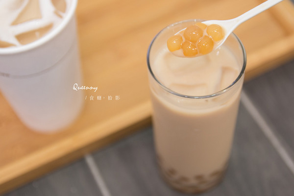 [食癮-飲品]Queenny葵米。珍珠飲品(HOYII北車站店)-台南來的珍珠飲品專賣，焦糖珍珠＆白玉珍珠｜台北市中正區｜台北車站