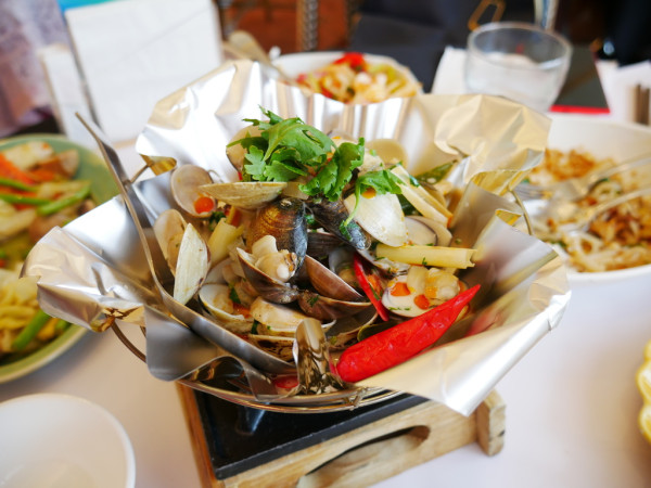 瓦城泰國料理新菜推出･美麗華裡的泰式饗宴･食材新鮮菜色開胃･夏日消暑美食･捷運劍南路站