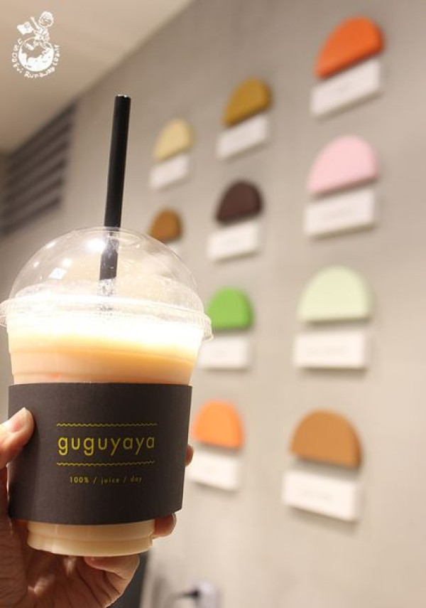 【台中西屯區。飲料】Guguyaya 100% juice /新鮮水果製作的果汁果昔，不加糖不加水健康有設計感，大遠百誠品也喝得到了