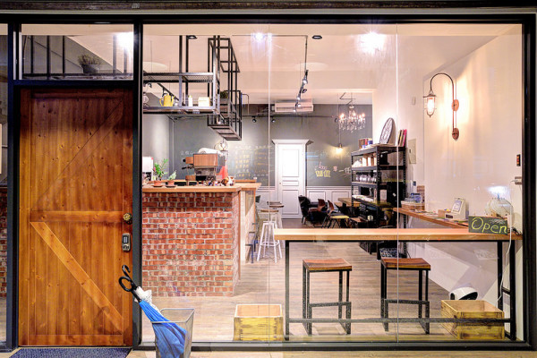 台中Cafe Shih & The Ark X 騎樓下的低調咖啡館