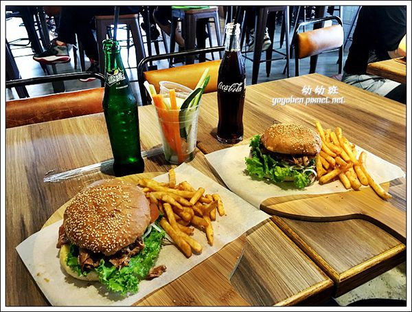 【高雄】MLD台鋁美式漢堡 - 看電影套餐好選擇