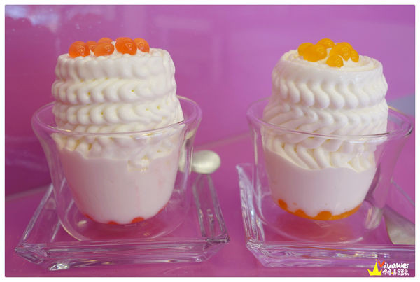 台南安平區｜安平老街上的夢幻純奶冰淇淋『庫瑪の家創意冰淇淋』 完整菜單 飲料 散步甜點 tainan